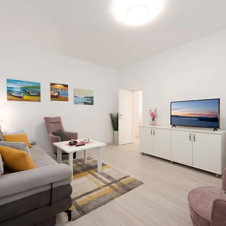 M-arte * 奥帕提亚