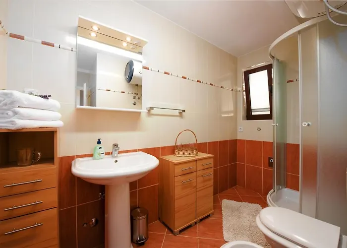 M-arte أوباتيا